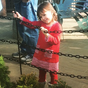 Alice spotting Thomas the Tank Engine Alice spotting Thomas the Tank Engine